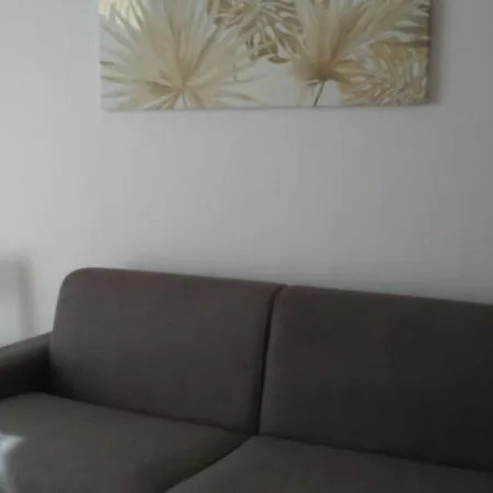 Novara Suite شقة *